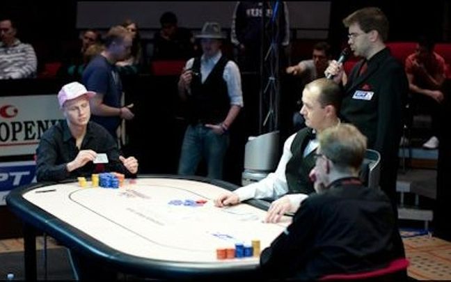 Discover tips for playing BU at the peak of heads-up