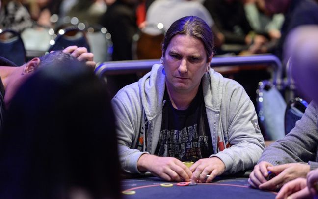 Gareth Smirthwaite: Từ người chơi vô danh đến ngôi sao poker Satellite