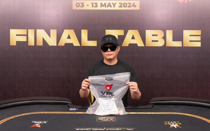 Đào Minh Phú giành Cup vô địch High Roller Single Day - Teoh Kok Wei vô địch High Roller Deepstack