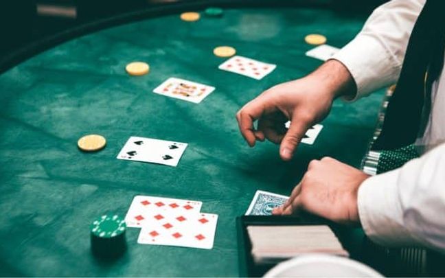 Action bet trong poker - Nghệ thuật tối ưu hóa chiến thuật