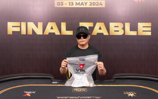 Đào Minh Phú claimed the championship cup of the High Roller Single Day - Teoh Kok Wei emerged victorious in the High Roller Deepstack.