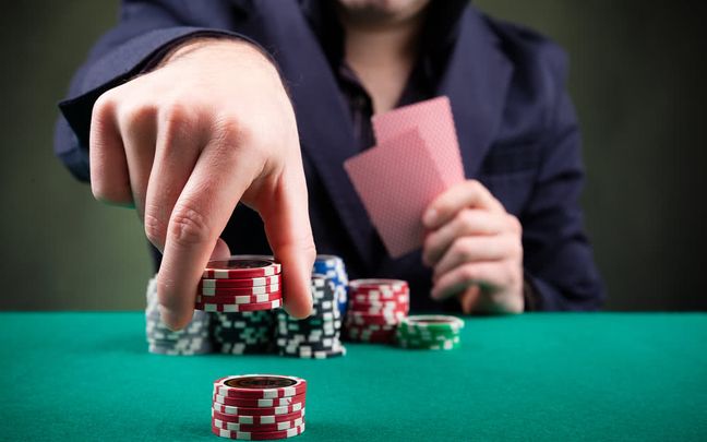 Float Play in Poker: The Subtle Strategy for Winning